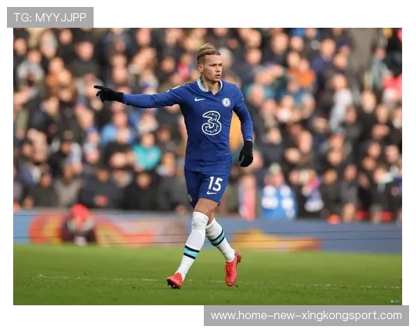 切尔西年轻组合连线成功,穆德里克快速前插撕开缺口